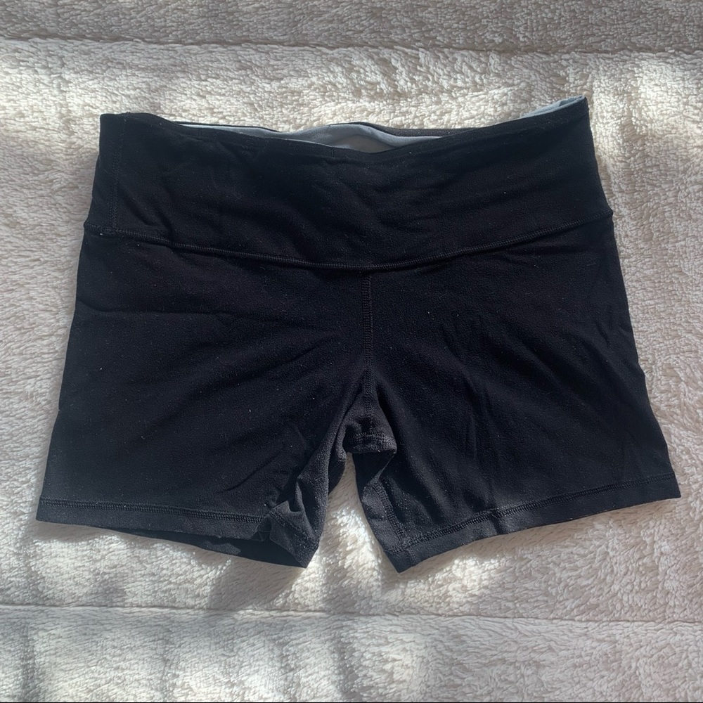Lululemon WonderUnder Reversible Biker Shorts
